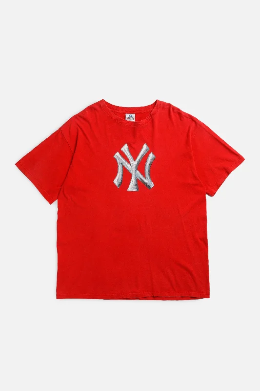 Vintage NY Yankees MLB Tee - L Handmade Hand-knitted Hand-woven