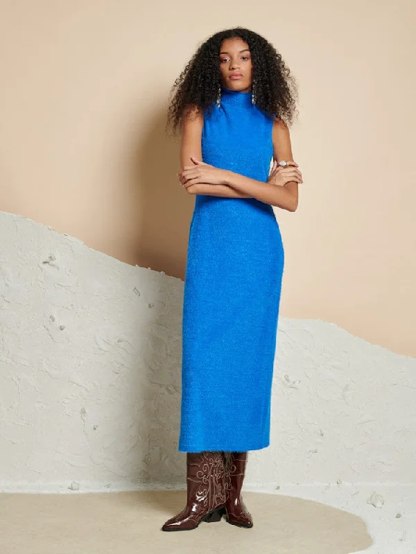 <b> Ghospell </b> Keoni Knitted Midi Dress Trendy Midi Dress with Belt