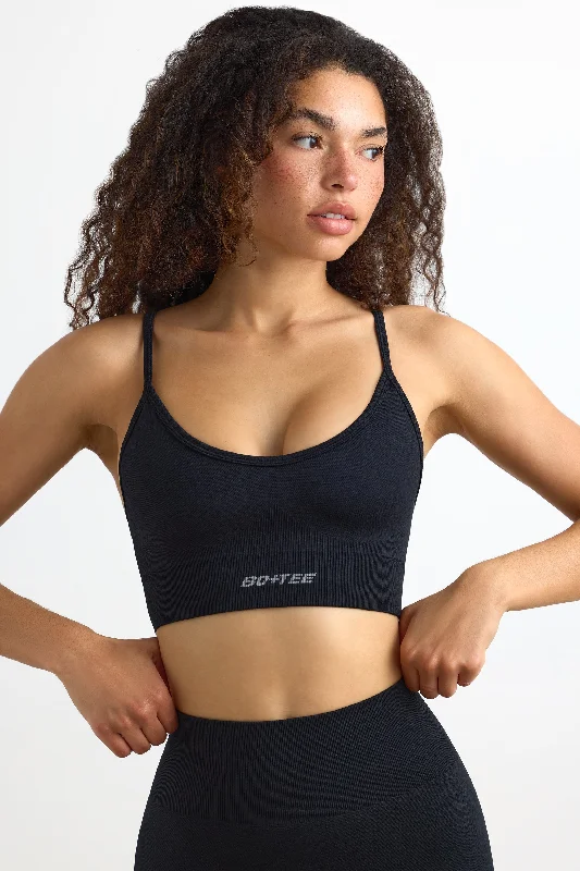 Super Sculpt Seamless Scoop-Neck Sports Bra in Black Push-Up Padded Bra